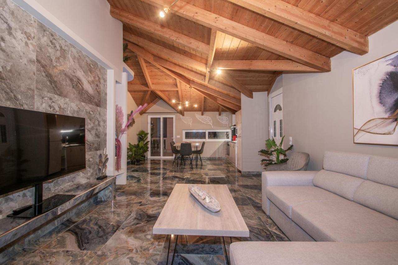 Casa Di Voz Shared Villa Studios By "Elite" Gaitani Eksteriør billede